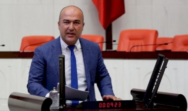 Murat BAKAN  27. Dönem İzmir Milletvekili