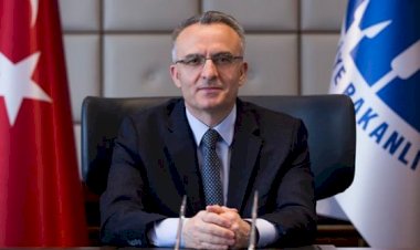 Karar gazetesi yazarı İbrahim Kahveci, Merkez Bankası Başkanı Naci Ağbal'ın görevden alınacağını iddia etti...