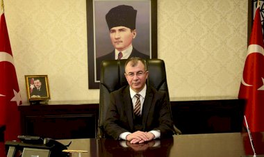 Artvin Valisi  Yılmaz DORUK 