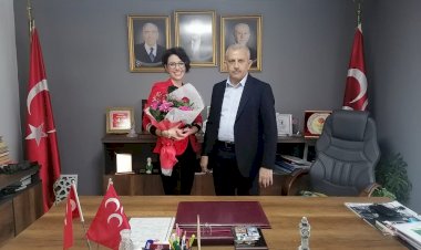 MHP Karşıyaka Kadın Kolları'nda Kan Değişimi