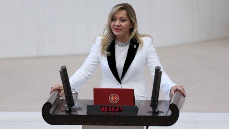 Aylin CESUR 27. Dönem Isparta Milletvekili