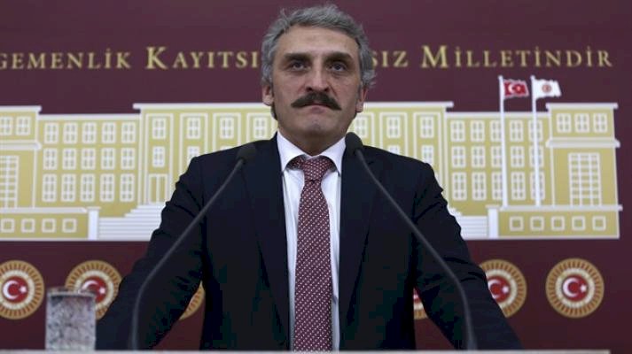 Ahmet Hamdi ÇAMLI 27. Dönem İstanbul Milletvekili