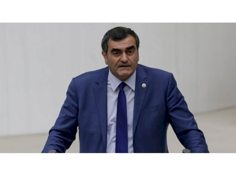 Ali ŞEKER 27. Dönem İstanbul Milletvekili