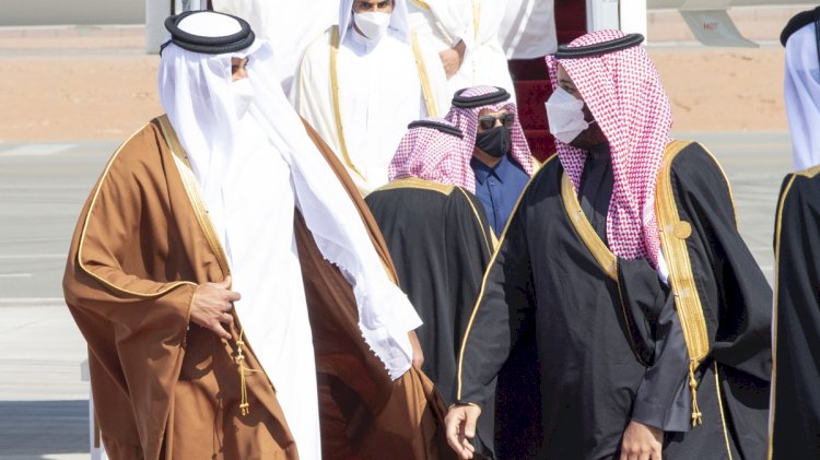 Suudi Arabistan'da tarihi 'kucaklaşma': Ambargo kaldırıldı