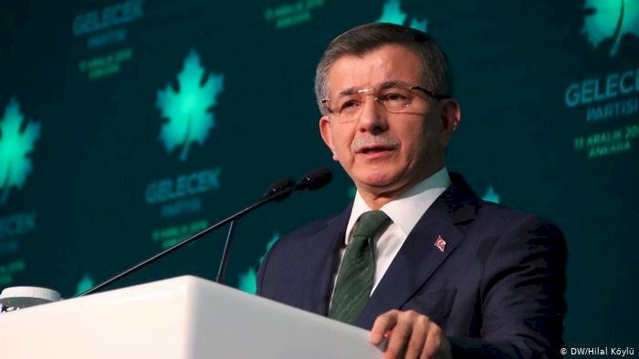 "Türkiye 90'lara değil 80'lere, 70'lere döndü"