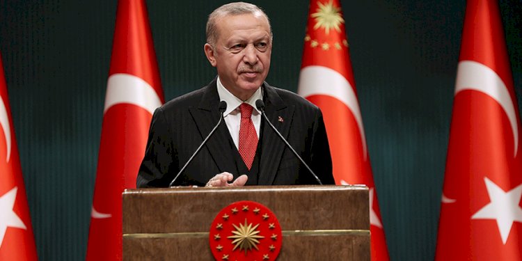 Erdoğan parti başkanlığını bırakıyor mu?
