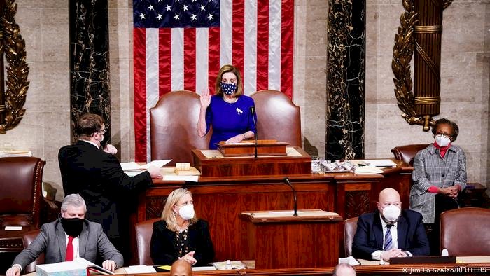 Demokratlar Trump’ın azli için baskıyı artırıyor
