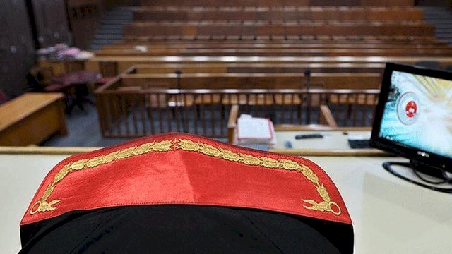 "Savcının yeğeniyim parasını verirsen kurtarırım"