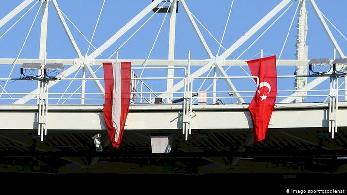 Avusturya Türk casusu İtalya'ya sınır dışı etti