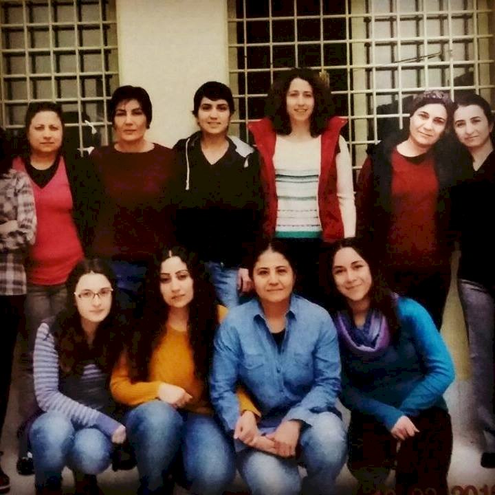 Yaklaşık 13 bin 500 civarı kadın mahpus var, anneleriyle kalan 0-6 yaş bebek ve çocuk sayısı ise 640.