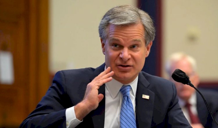 Biden FBI Başkanı Wray’i Görevde Tutacak 