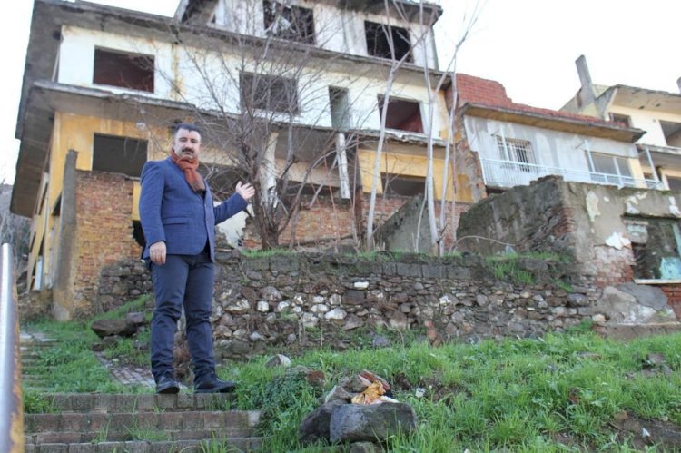 İZMİR'İN KALBİ KONAK’IN NÜFUSU SON 10 YILDA 61 BİN KİŞİ ERİDİ!