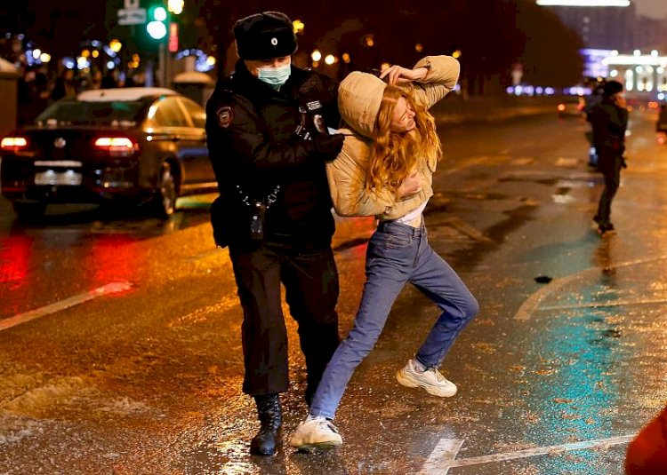 Rusya’da Navalny protestosunda 3 bin kişi gözaltına alındı