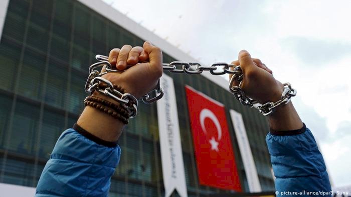 RSF: Türkiye'de basının yüzde 90'ı hükümete yakın çevrelerin kontrolünde