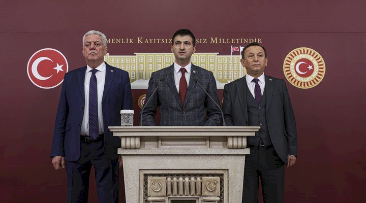 CHP'den istifa eden üç milletvekili: İnce'nin kuracağı partiye geçmeleri bekleniyor