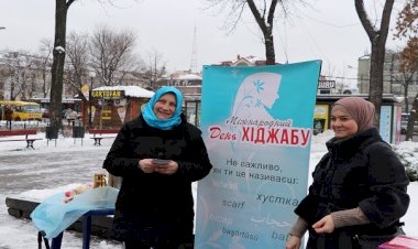 Ukrayna'da "Dünya Başörtüsü Günü" etkinliği düzenlendi