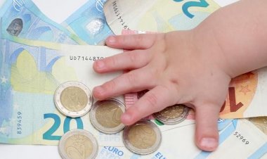 Almanya'da 150 euroluk ek çocuk yardımı