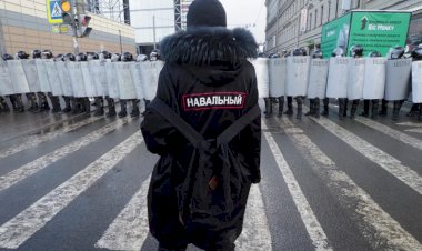 No EU Sanctions for Now, While Russia Protesters Allege Brutal Police Treatment