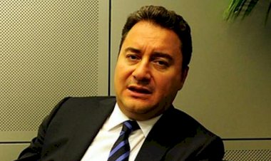 Babacan'dan erken seçim yorumu: Erdoğan'a kalsa kolay kolay yapmaz, ortağı mecbur bırakabilir
