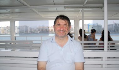 Yusuf İnan Türkiye İzmir  Karşıyaka Vapuru Fotoğrafları