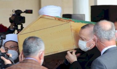 ERDOĞAN: “BİZİM HALİMİZ NE OLACAK” 