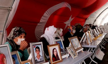 Evlat nöbetindeki baba: Şehit aileleri, eylemlerine devam edecek