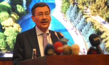 Melih Gökçek, 'istifa ettirilme' süreciyle ilgili konuştu