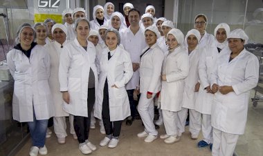 “KADIN ÇALIŞANLAR İŞLETMELERİN BÜYÜMESİNE KATKI SAĞLIYOR”