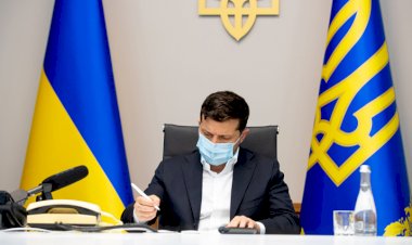 Zelenskıy, kararnameyi imzaladı: Ukrayna’da Kırım Tatarca latin alfabesine geçiyor