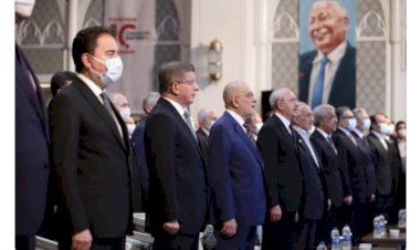 Bahçeli’nin danışmanından Erbakan anmasına çok sert sözler
