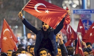 Hollanda'dan AB dışındaki ülkelerin politikacılarına seçim propagandası yasağı