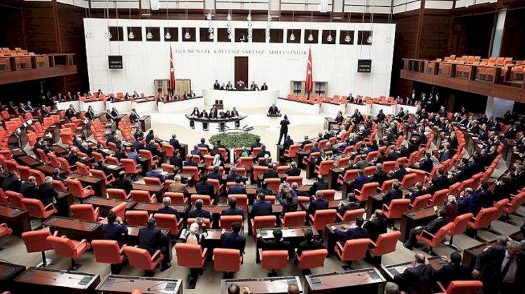 Muhalefet olmadan yeni Anayasa imkânsız gibi!