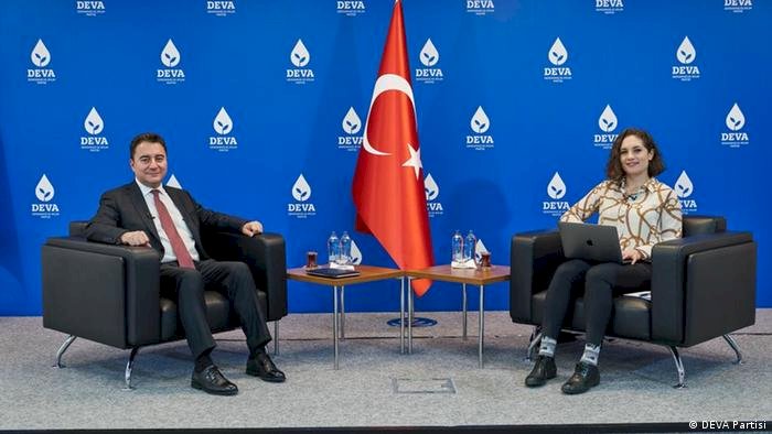 Babacan: AKP'nin uykularını kaçırıyoruz