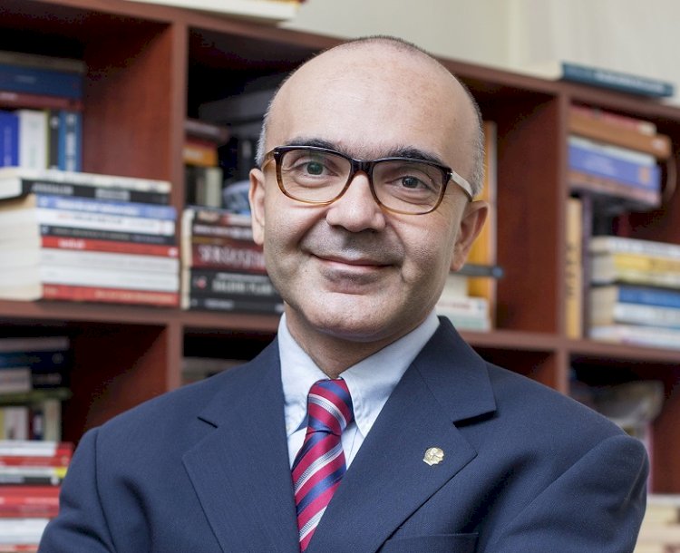 Dost ateşiyle vurulmak değil bu