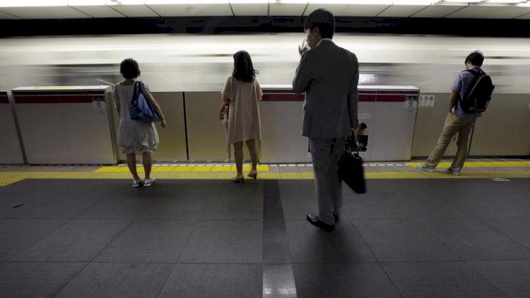 Japonya’da giderek artan intiharlarla mücadele etmek için ‘yalnızlık bakanı’ atandı