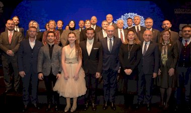 DEĞER ZİRVESİ VE TÜRKİYE’YE DEĞER KATAN MARKALAR ÖDÜL TÖRENİ, ÜÇÜNCÜ KEZ GERÇEKLEŞECEK