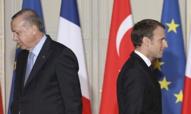 Erdoğan'dan Macron'a diyalog ve işbirliği teklifi