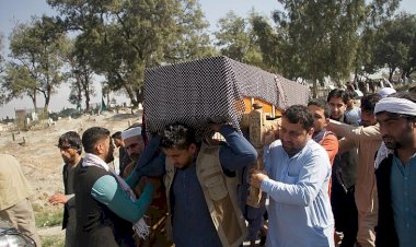 Afganistan'da üç kadın gazeteci silahlı saldırıda hayatını kaybetti, saldırıyı IŞİD üstlendi