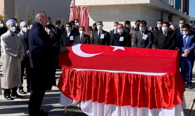 Türkiye şehitlerini uğurluyor