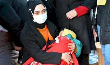 Kahramanları uğurluyoruz... Gözyaşlarıyla veda