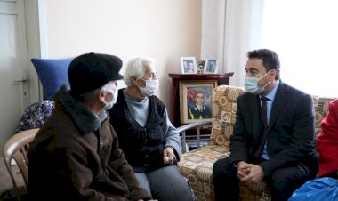 Babacan’dan şehit ailelerine taziye ziyareti