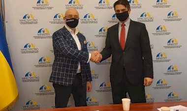 Reznikov ile Güldere görüştü: Kırım Tatarları için konut projesi konuşuldu
