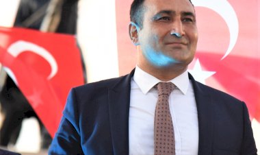  Toroslar Belediye Başkanı Atsız Afşın Yılmaz'DAN 18 Mart Çanakkale Zaferi  mesajı