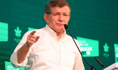 Davutoğlu'ndan Yargıtay'ın HDP davasına tepki: Toplumsal barışı bozar