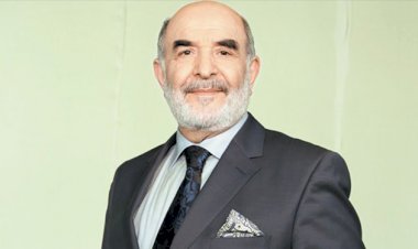 Ahmet Taşgetiren   Mahcupsunuz savunmadasınız...