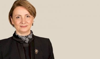 Emine ZEYBEK 27. Dönem Kocaeli Milletvekili