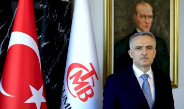 Ankara kulisleri kaynıyor: Naci Ağbal Maliye Bakanı mı olacak?