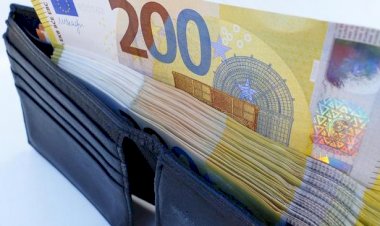 Almanlardan salgında rekor mevduat birikimi