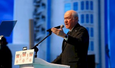Bahçeli'ye göre Anayasa Mahkemesi de kapatılmalı