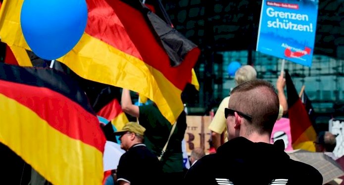 Almanya'da AfD üzerindeki istihbarat baskısı artıyor